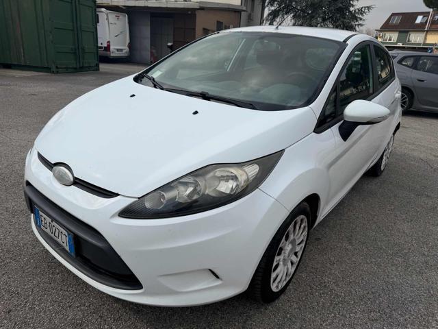 FORD Fiesta 1.4 TDCi 68CV 5p Titanium senza lavoro da fare