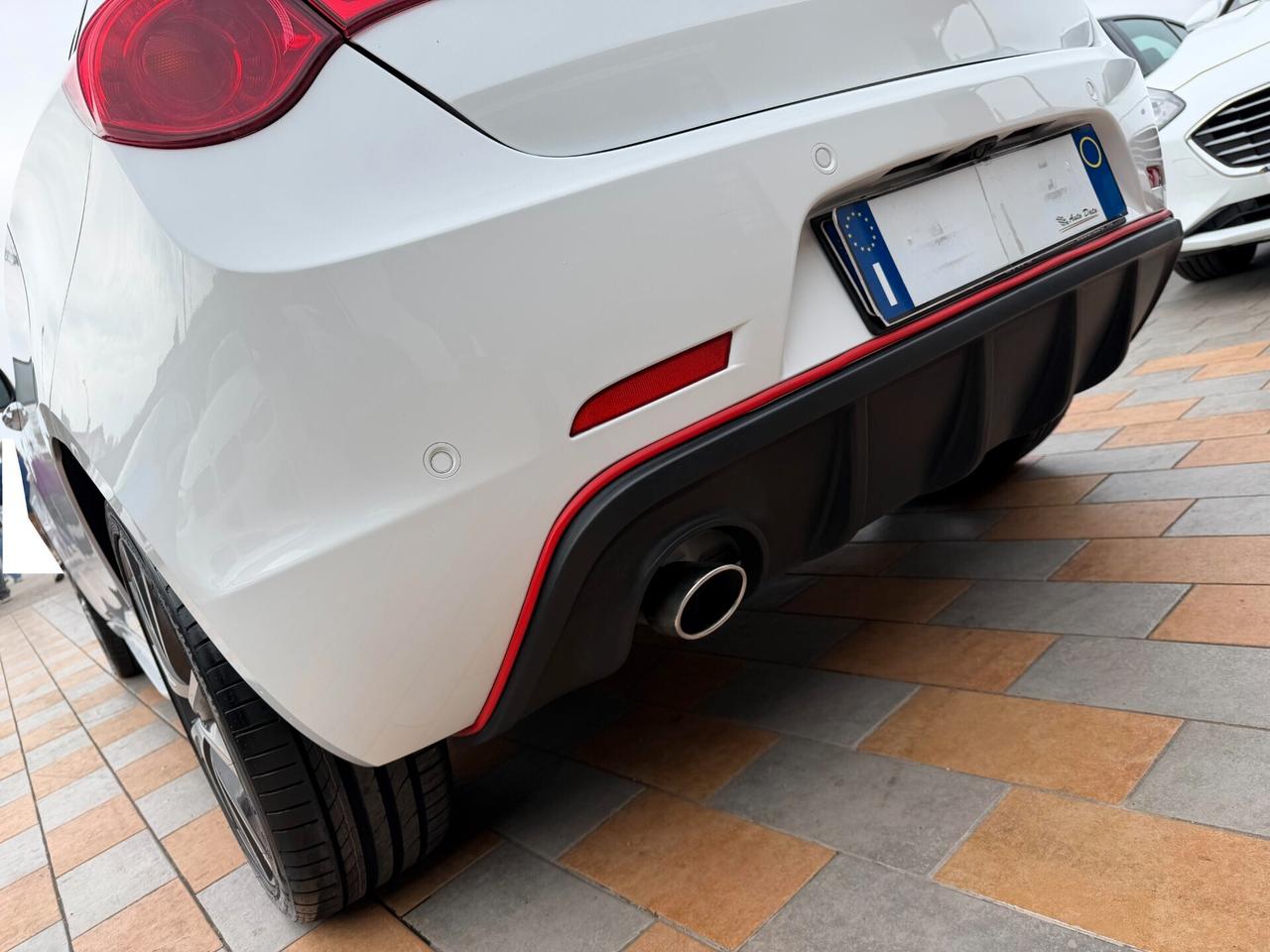 Alfa Romeo Giulietta 1.6 M.JET 120 cv. SUPER (Pack Sport)