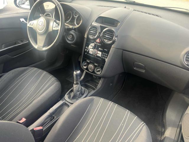 OPEL Corsa 1.2 3 porte Sport
