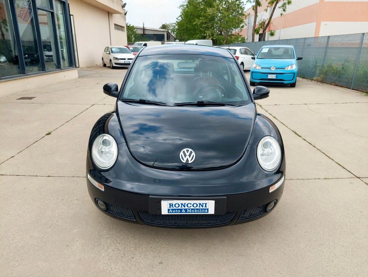 VOLKSWAGEN New Beetle 1.6 FL - 2009