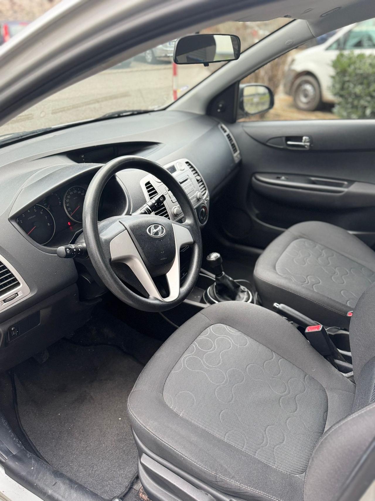 Hyundai i20 1.2 5p. Comfort SI NEOPATENTATI