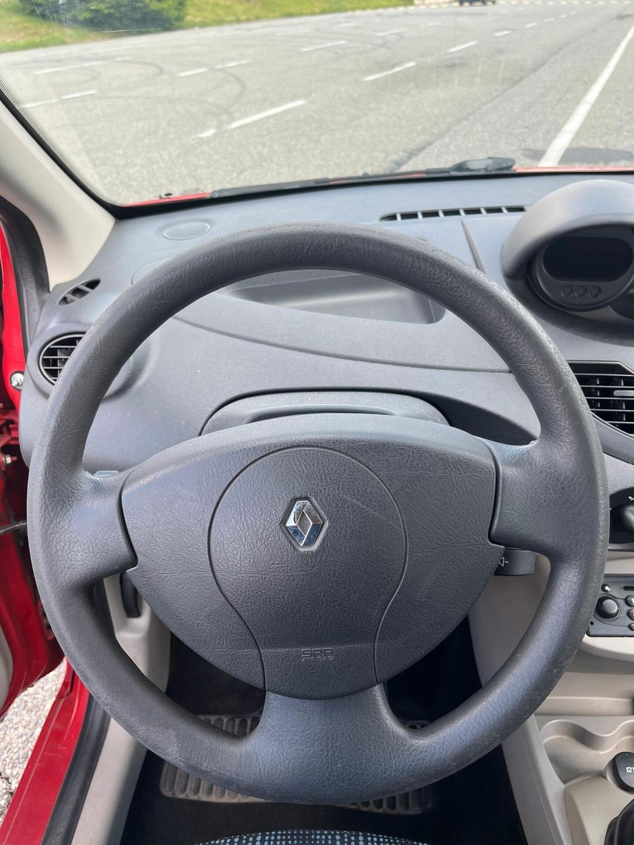 Renault Twingo 1.2 8V Dynamique