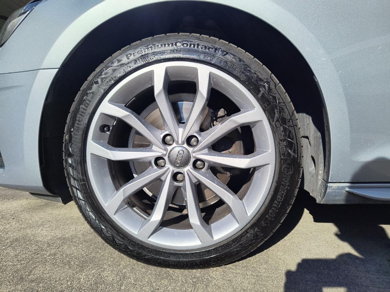 AUDI A4 V - A4 35 2.0 tdi mhev Business Advanced 163cv s-tronic