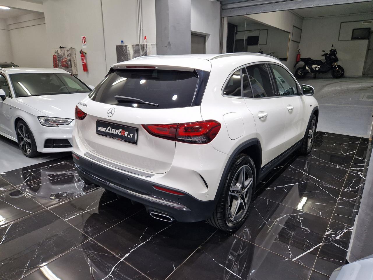 Mercedes-benz GLA 250 GLA 250 e EQ-Power Automatic PREMIUM AMG