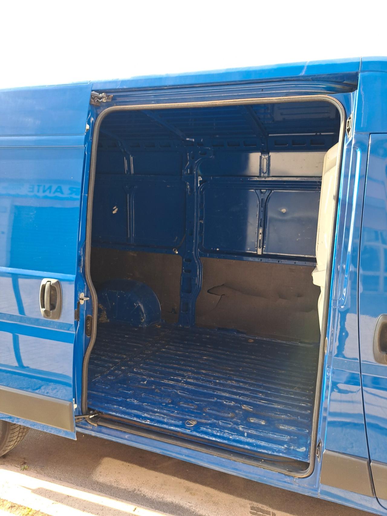 Peugeot Boxer 330 2.2 BlueHDi 140CV PM-TN Furgone