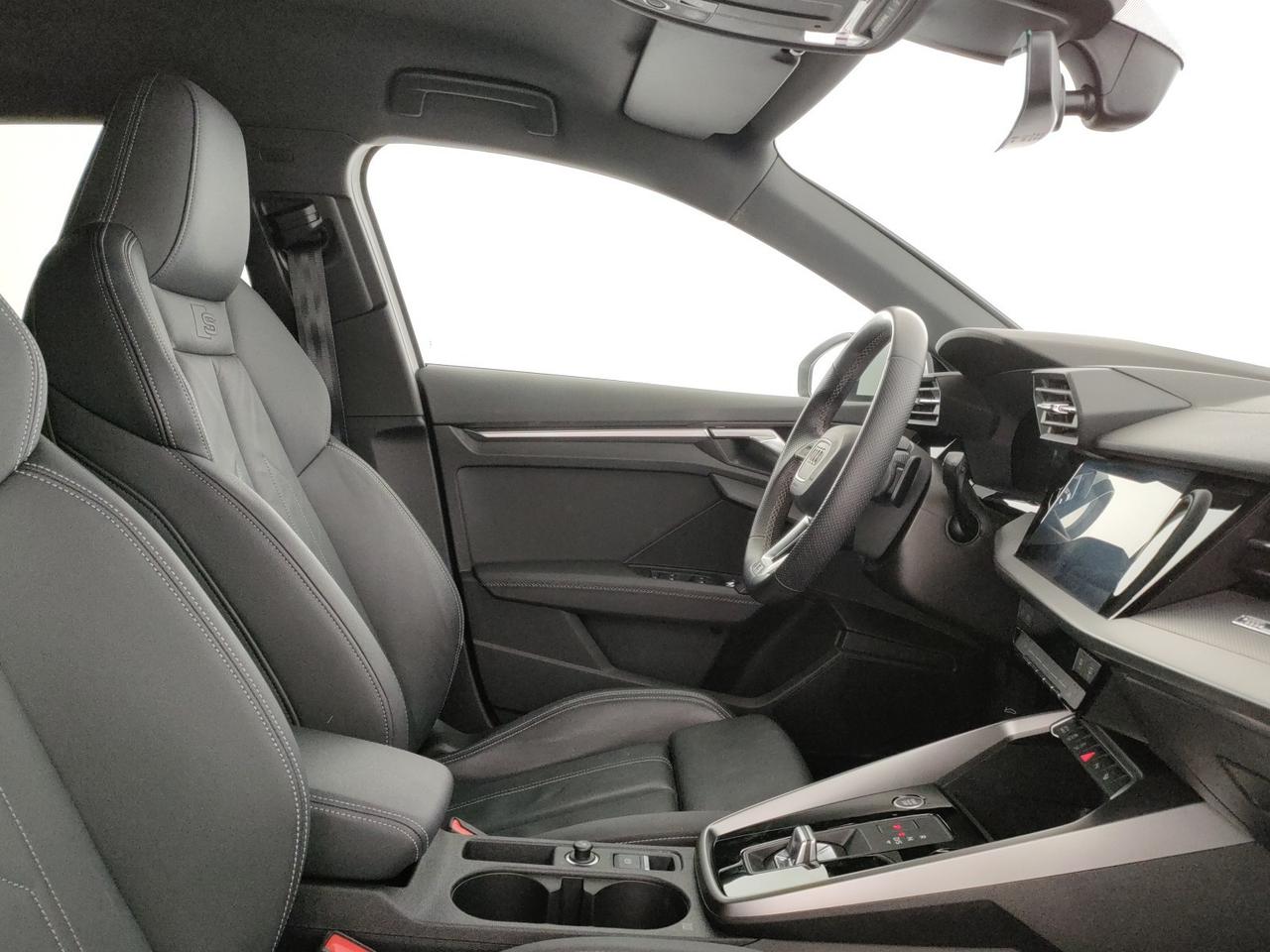 Audi A3 sportback 35 2.0 tdi s line edition s-tronic