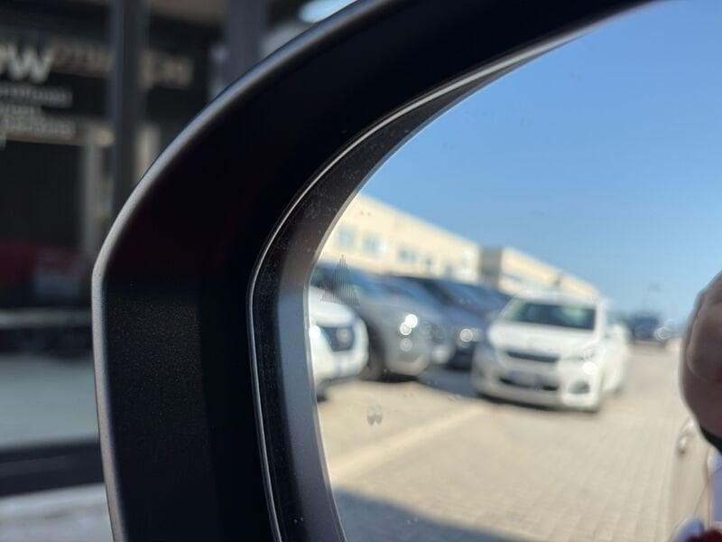 Nissan Juke Juke 1.0 dig-t Tekna 114cv dct