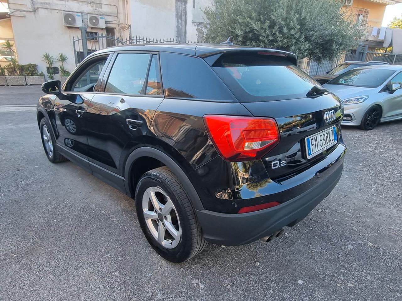 Audi Q2 2.0 TDI quattro S tronic Business