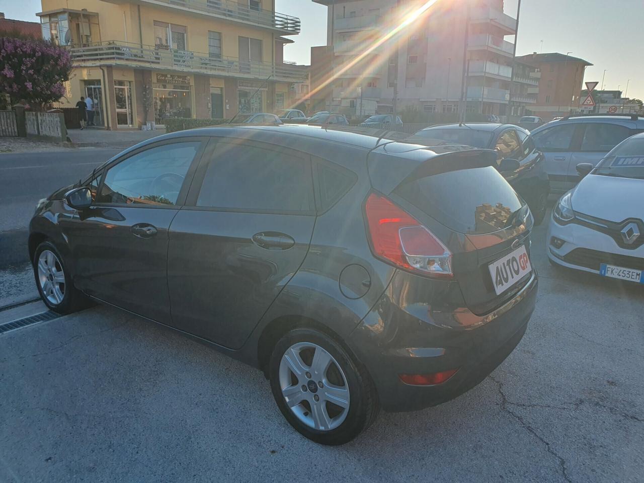 Ford Fiesta 1.5 TDCi 75CV Titanium Neopatent 2016