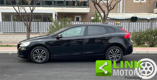 VOLVO V40 D2 Business Plus KIT DISTR SOST! TAGLIANDATA!