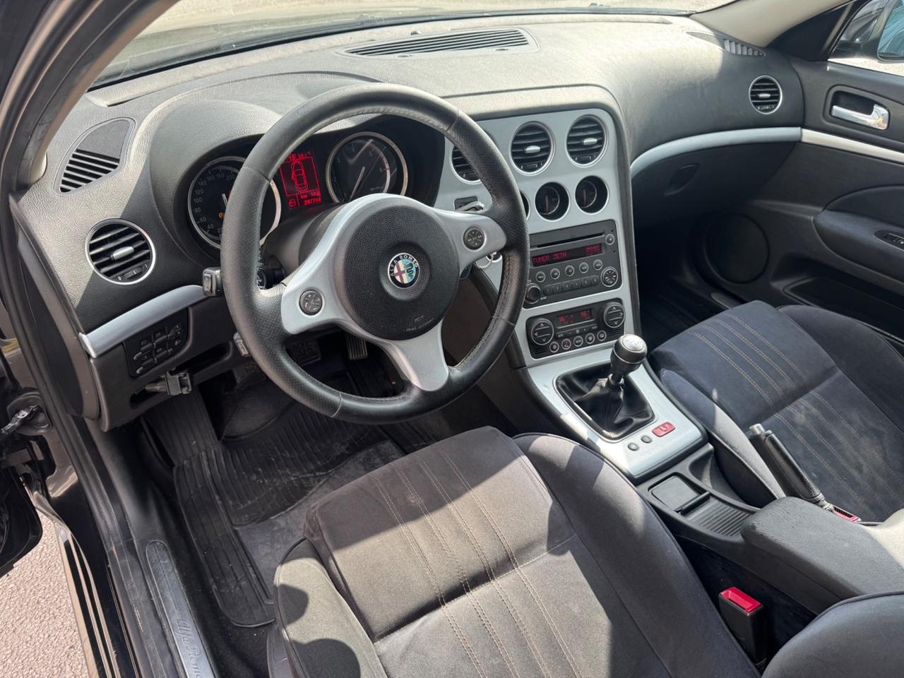 Alfa Romeo 159 1.9 JTDm 16V Sportwagon Exclusive