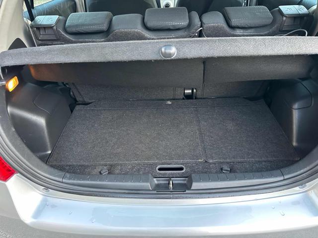 TOYOTA Yaris 1.0 5 porte Sol