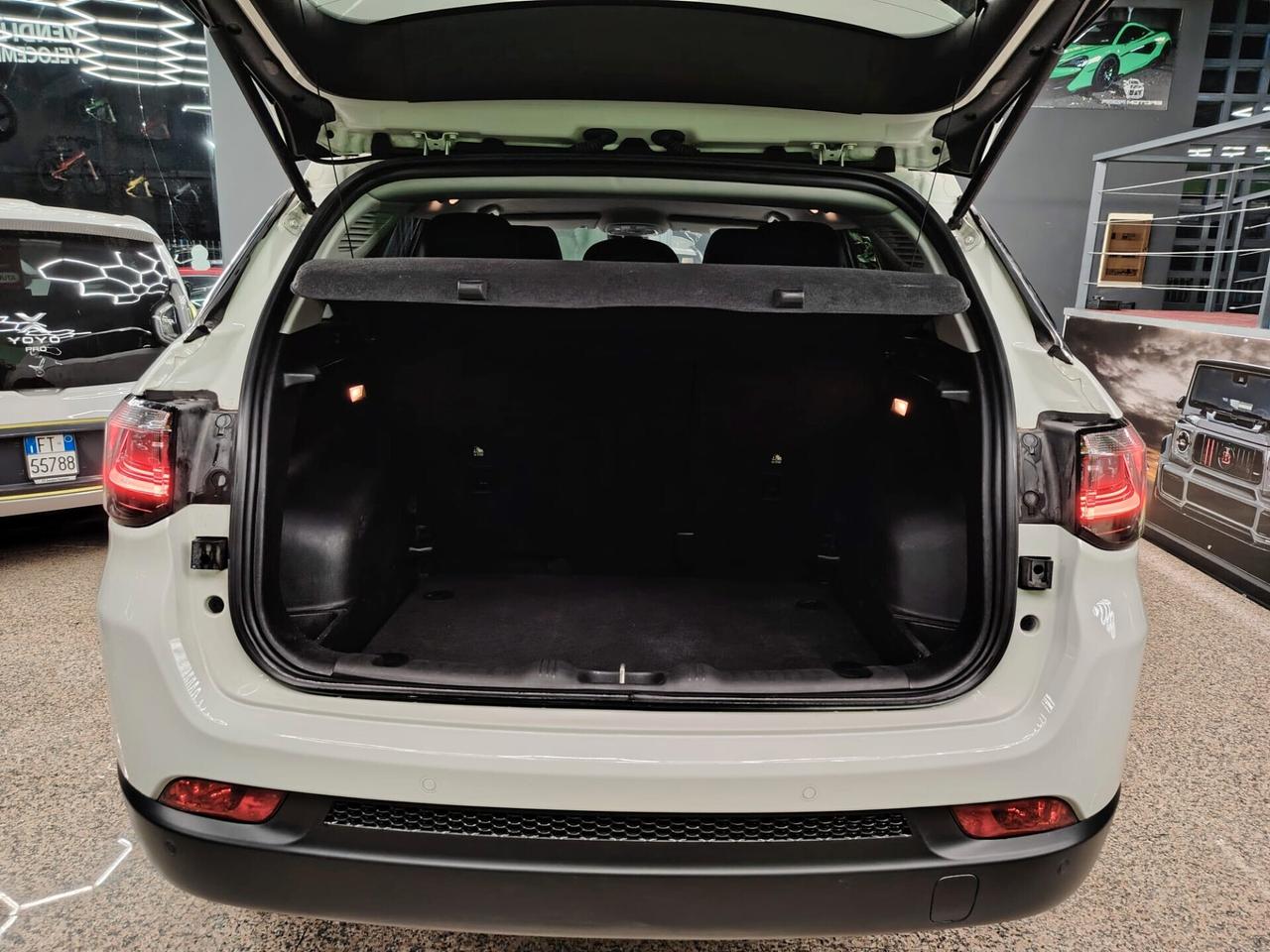 Jeep Compass 1.6 AUTOCARRO N1 / 5 POSTI Multijet II 2WD Limited