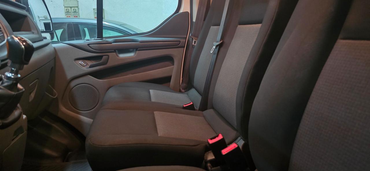 Ford Tourneo Custom 320 2.0 TDCi 130CV PC Trend