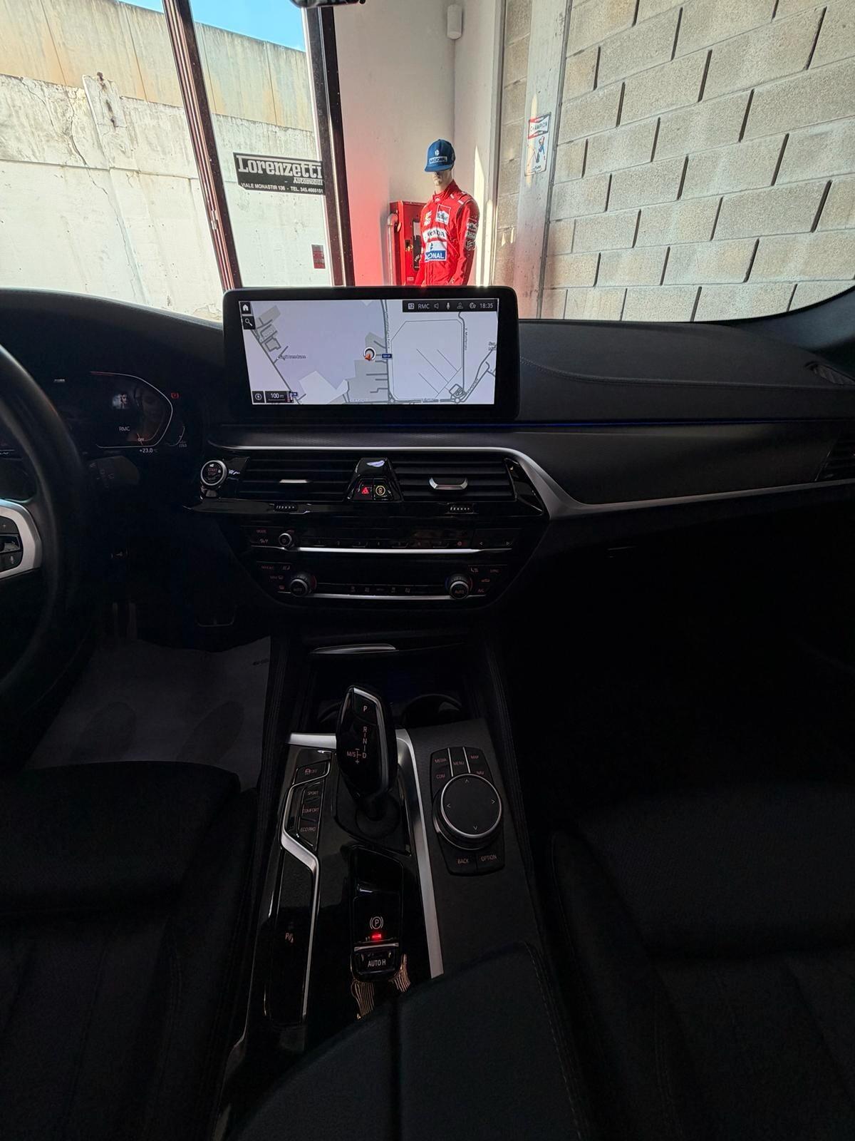 Bmw 518d 48V Touring Msport - FULL OPTIONAL
