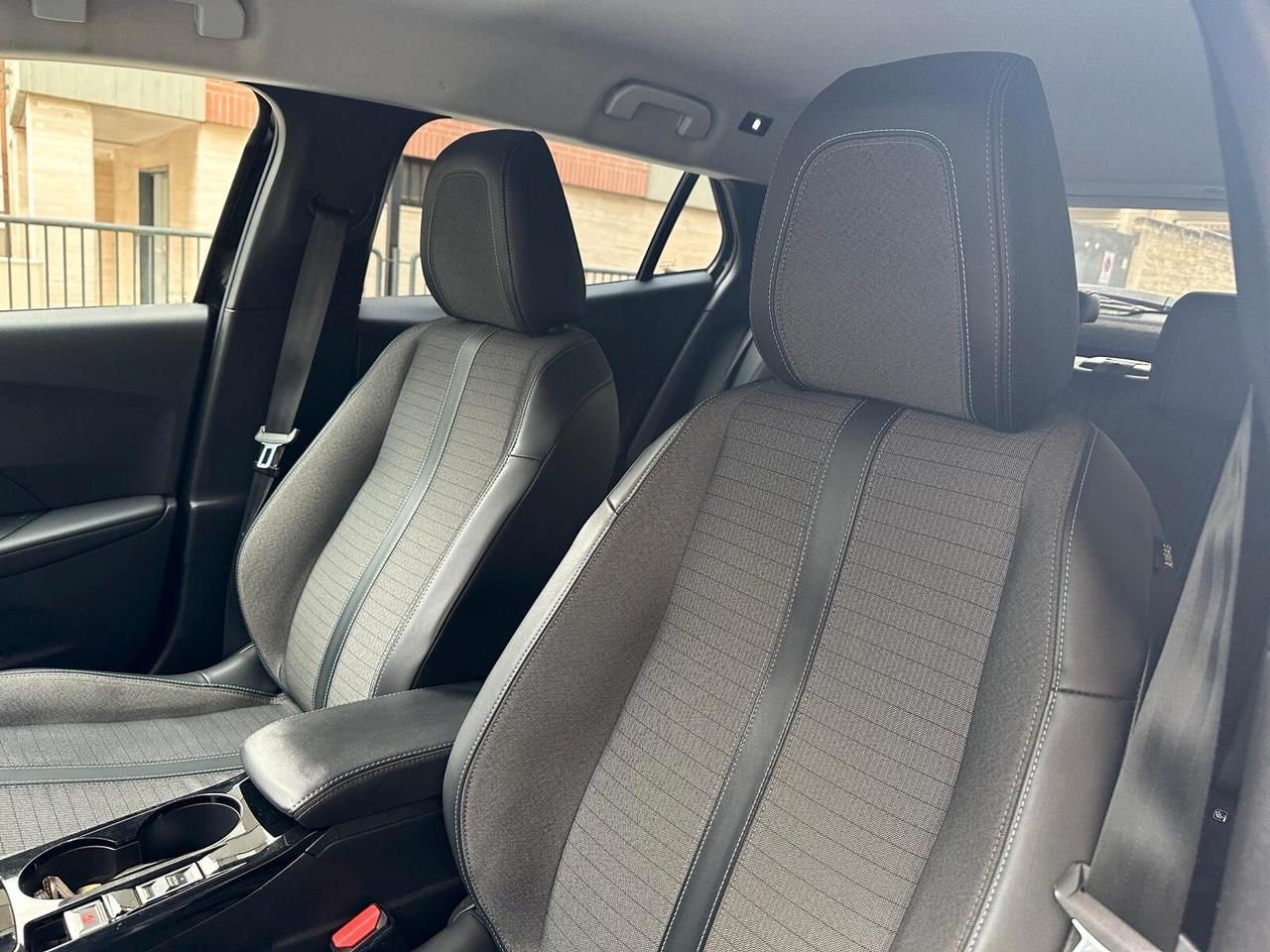 Peugeot 2008 BlueHDi 130CV EAT8 Allure Pack