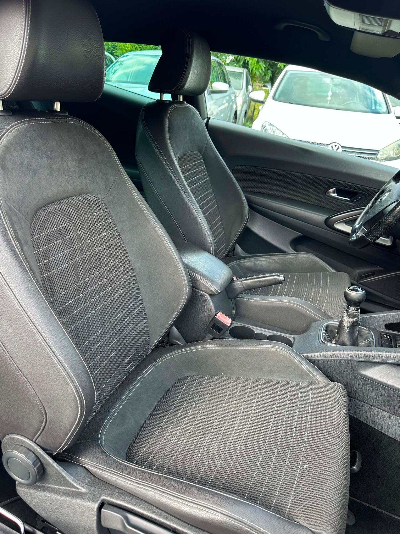 Volkswagen SCIROCCO 2.0 TDI KMCERT UNICOPR