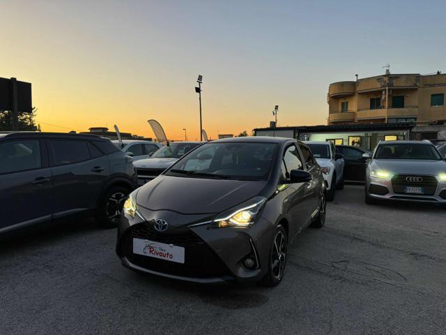 TOYOTA Yaris 1.5 Hybrid 5 porte Lounge Automatica