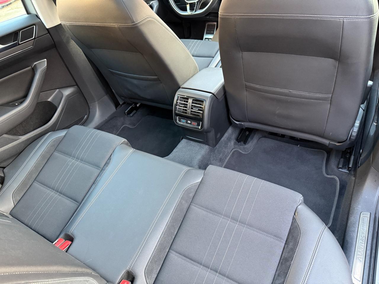 Volkswagen Passat Variant 2.0 TDI 190 CV 4MOTION DSG Highline BMT