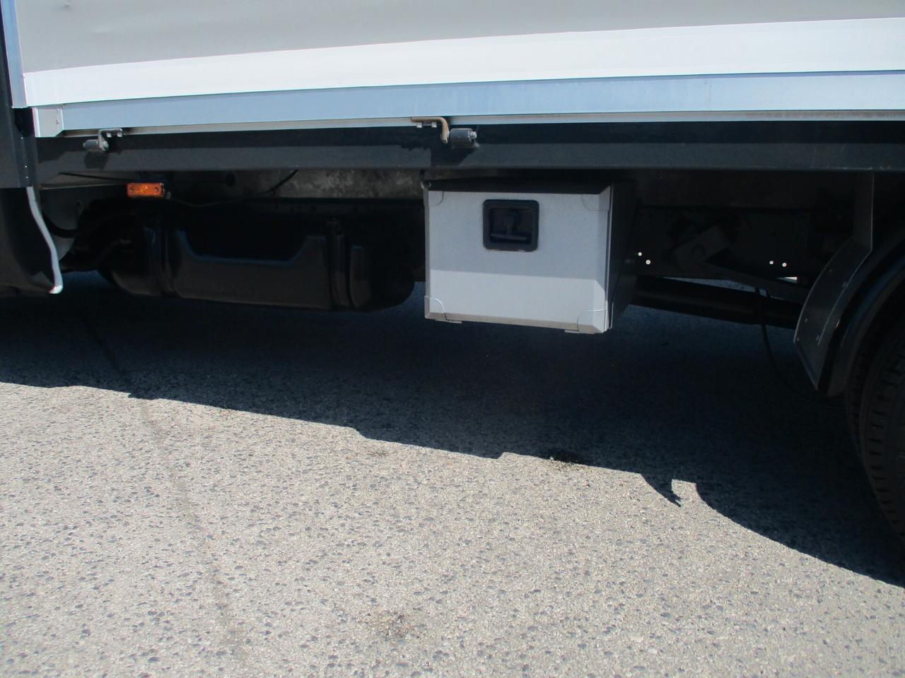 Iveco Daily 35C15 3000 150CV E6 CENTINA ALZA E ABBASSA 4.30 M