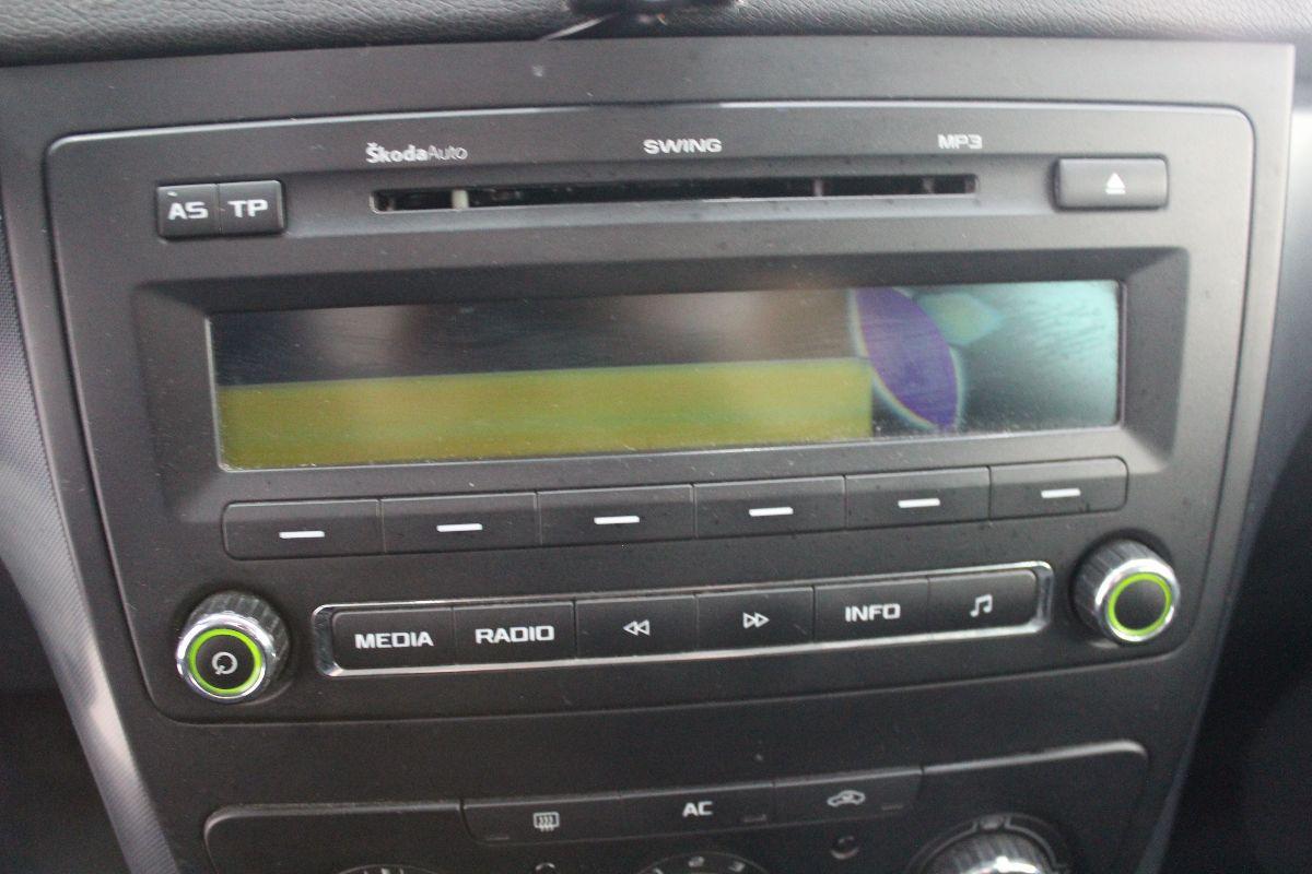 SKODA - Yeti - 2.0 TDI CR 110 CV Adventure