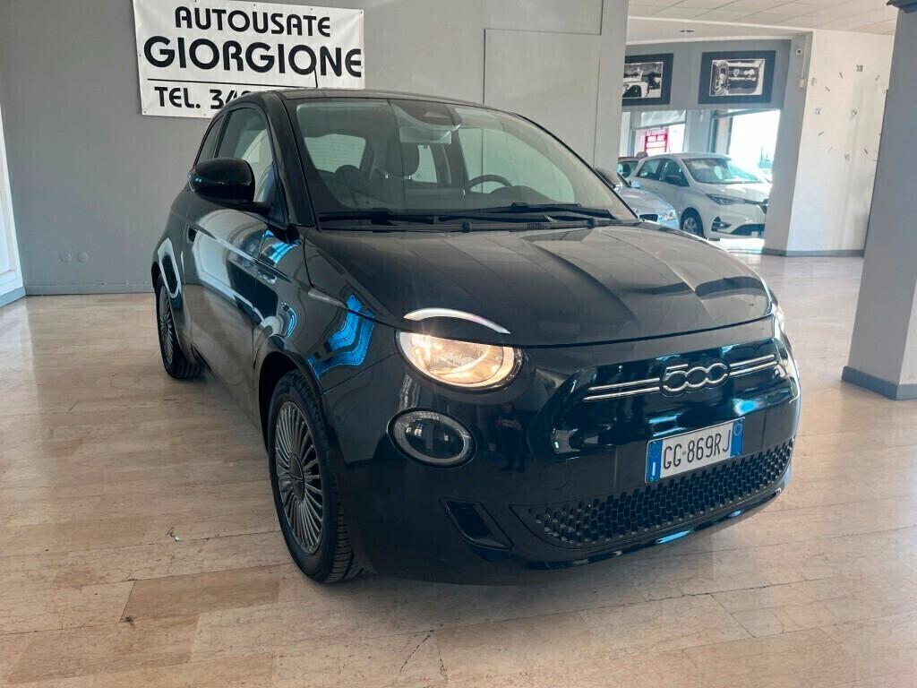 Fiat 500eIcon Berlina 13.900 Promo