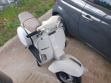 Piaggio Vespa 125 PX