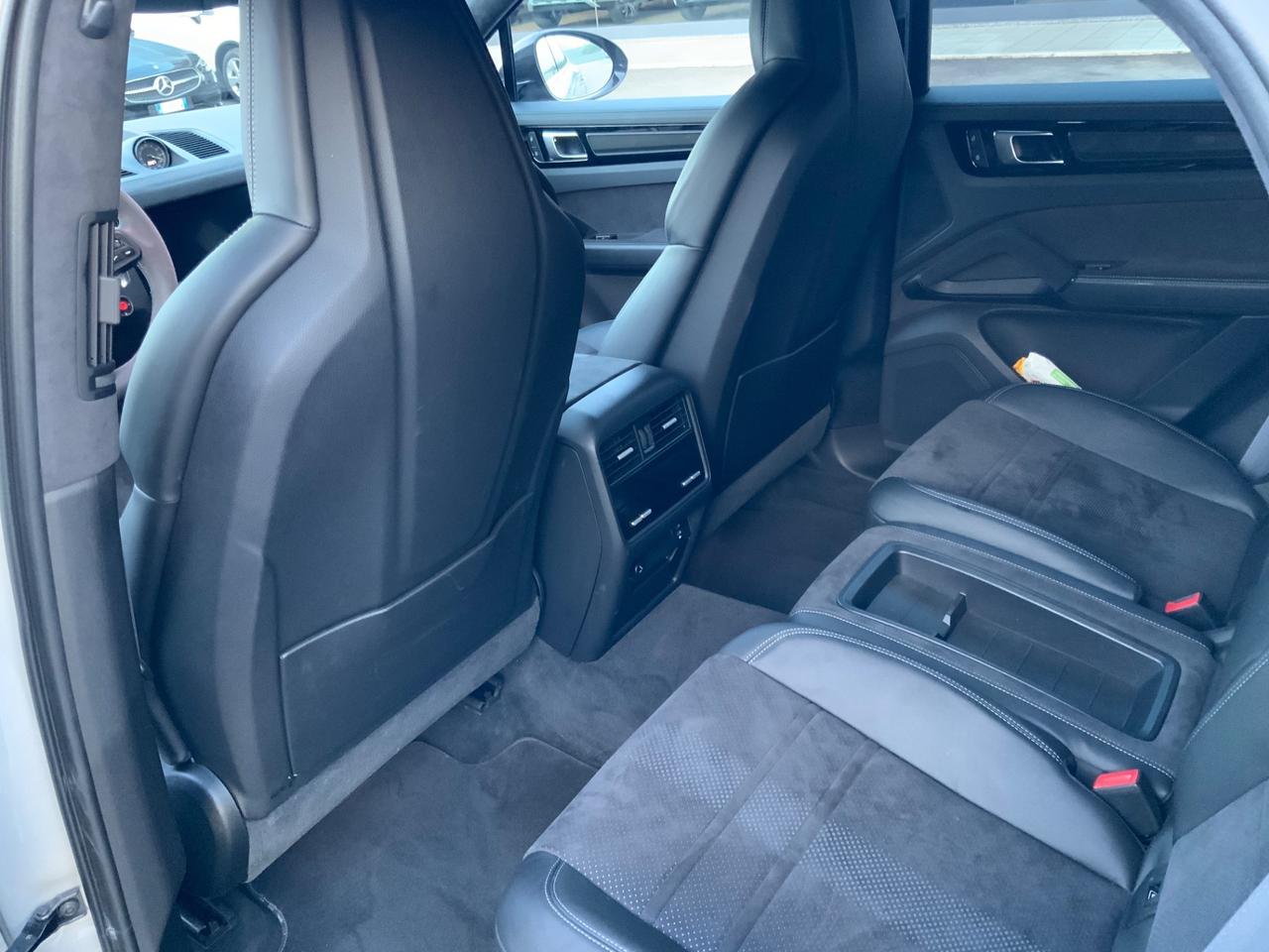 Porsche Cayenne Coupé 4.0 Turbo GT