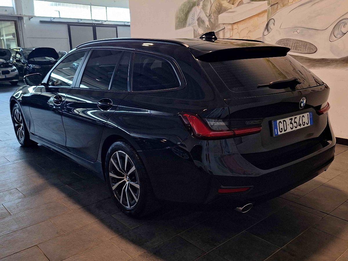 BMW 316d Touring MHEV 48V aut. VIRTUAL COCKPIT - VETRI SCURI - GARANZIA 24 MESI