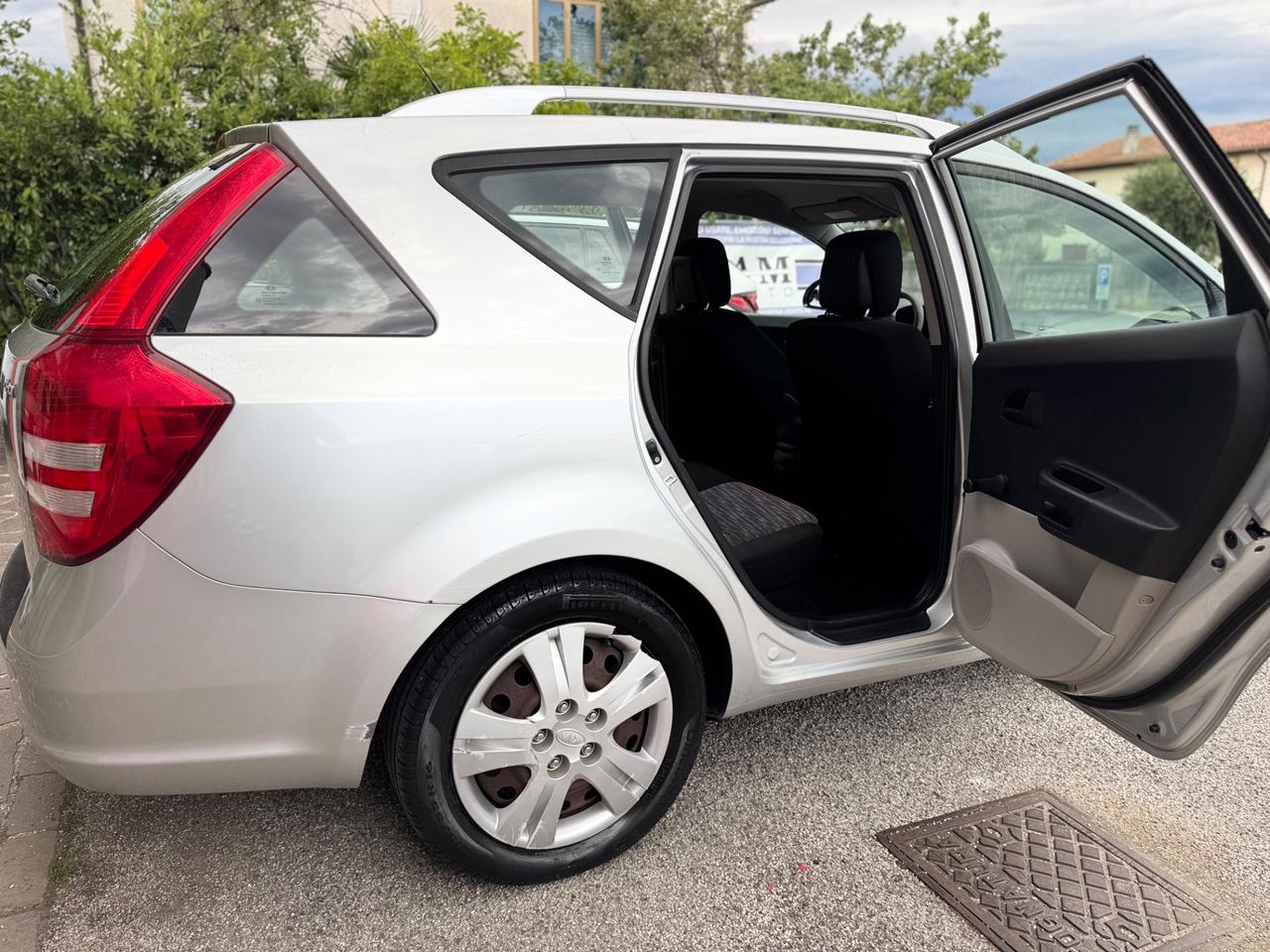 Kia Ceed cee'd Sp. Wag. 1.6 CRDi VGT 90CV LX