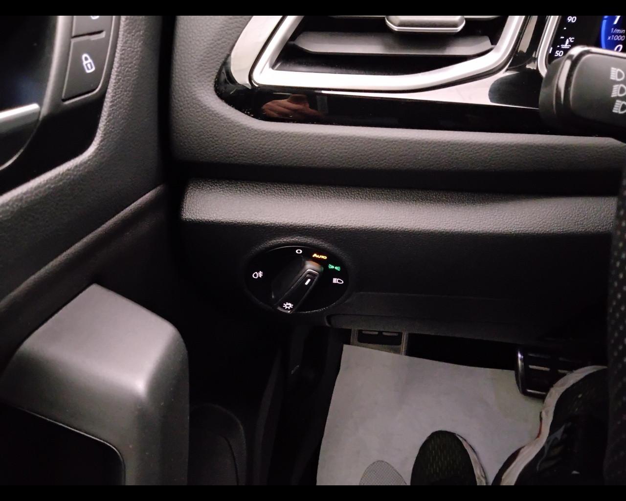 VOLKSWAGEN T-Roc 2022 - T-Roc 1.5 tsi R-Line dsg