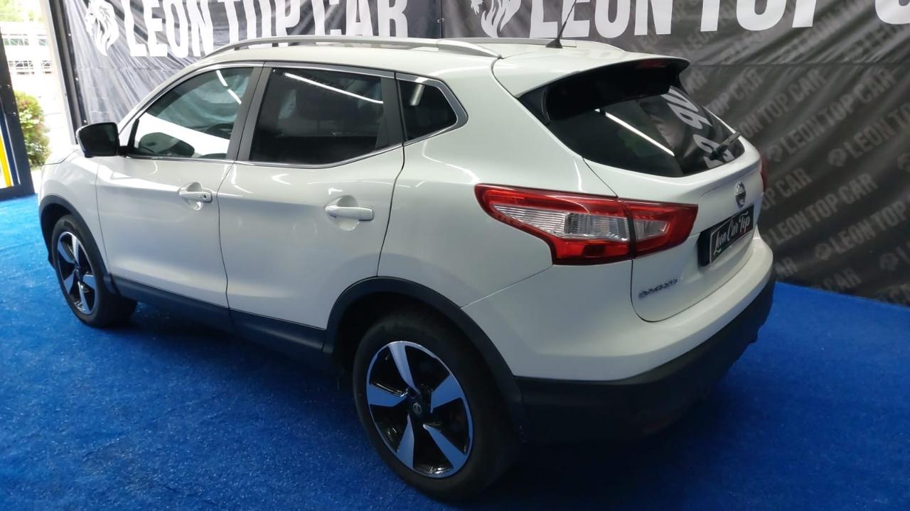 Nissan Qashqai 1.5 dCi tetto in vetro full