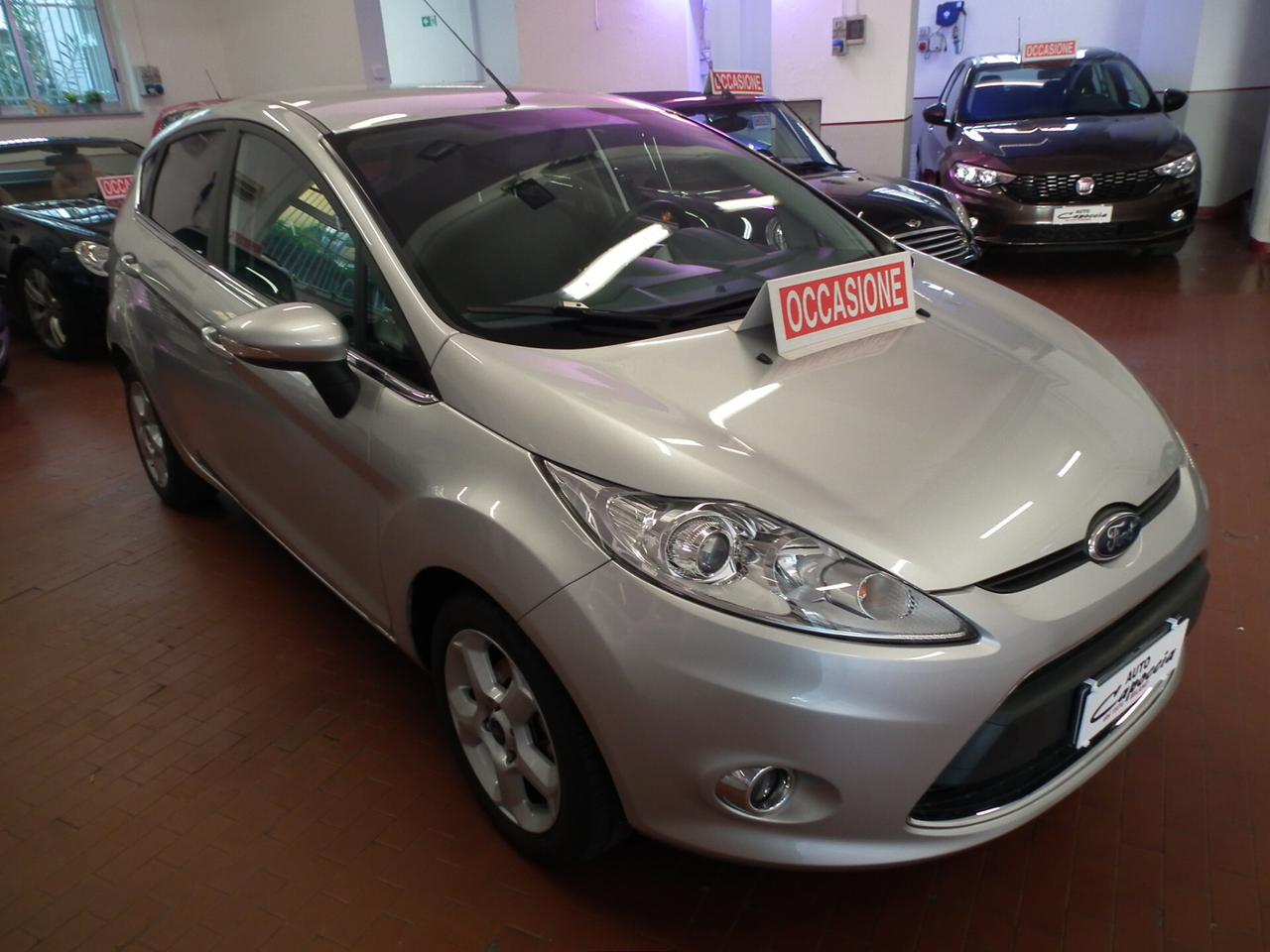 Ford Fiesta 1.2 BZ 5P KM 43.000 ! Titanium PACK !