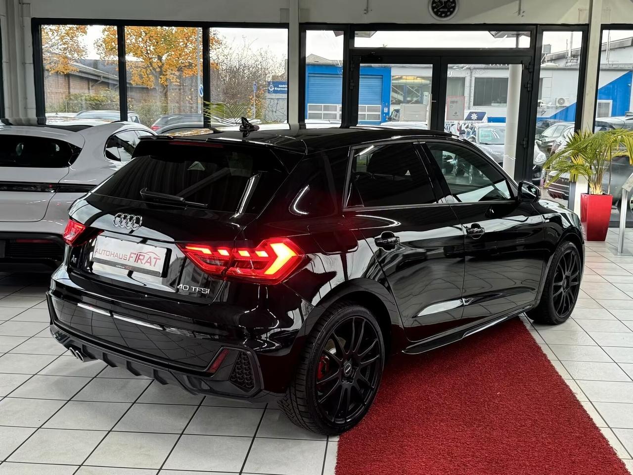 Audi A1 Sportback 40 TFSI S line°Navi°LED
