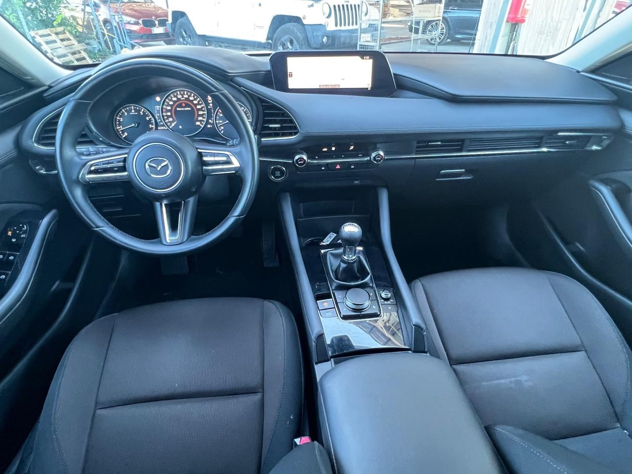 Mazda 3 2.0 m-hybrid sedan Executive FINANZIABILE