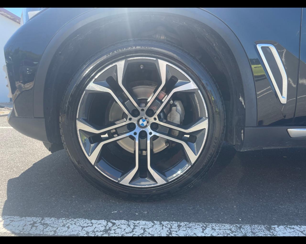 BMW X5 (G05/F95) - X5 xDrive25d xLine