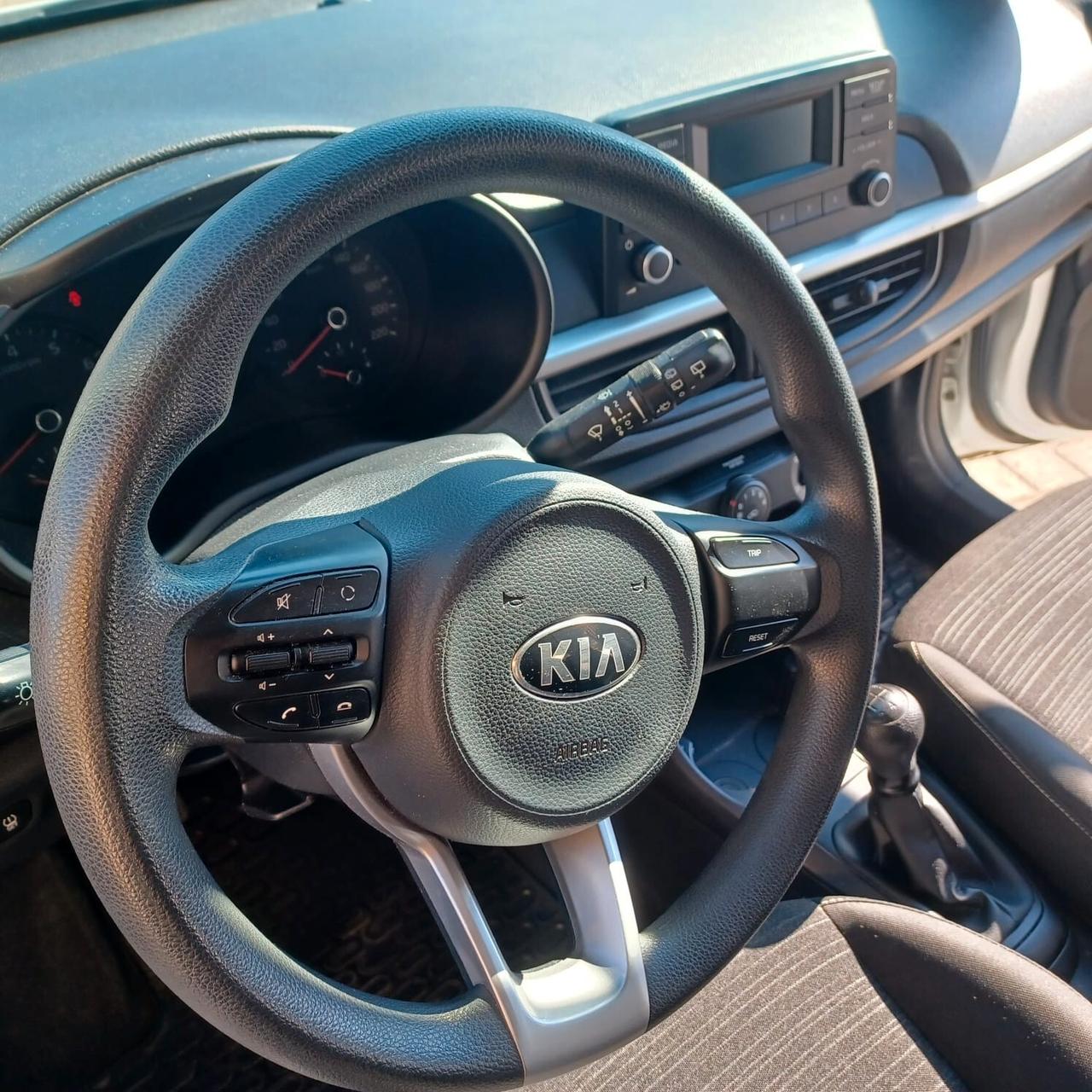 58.968KM COME NUOVA PICANTO 1.0 PER NEOPATENTATI