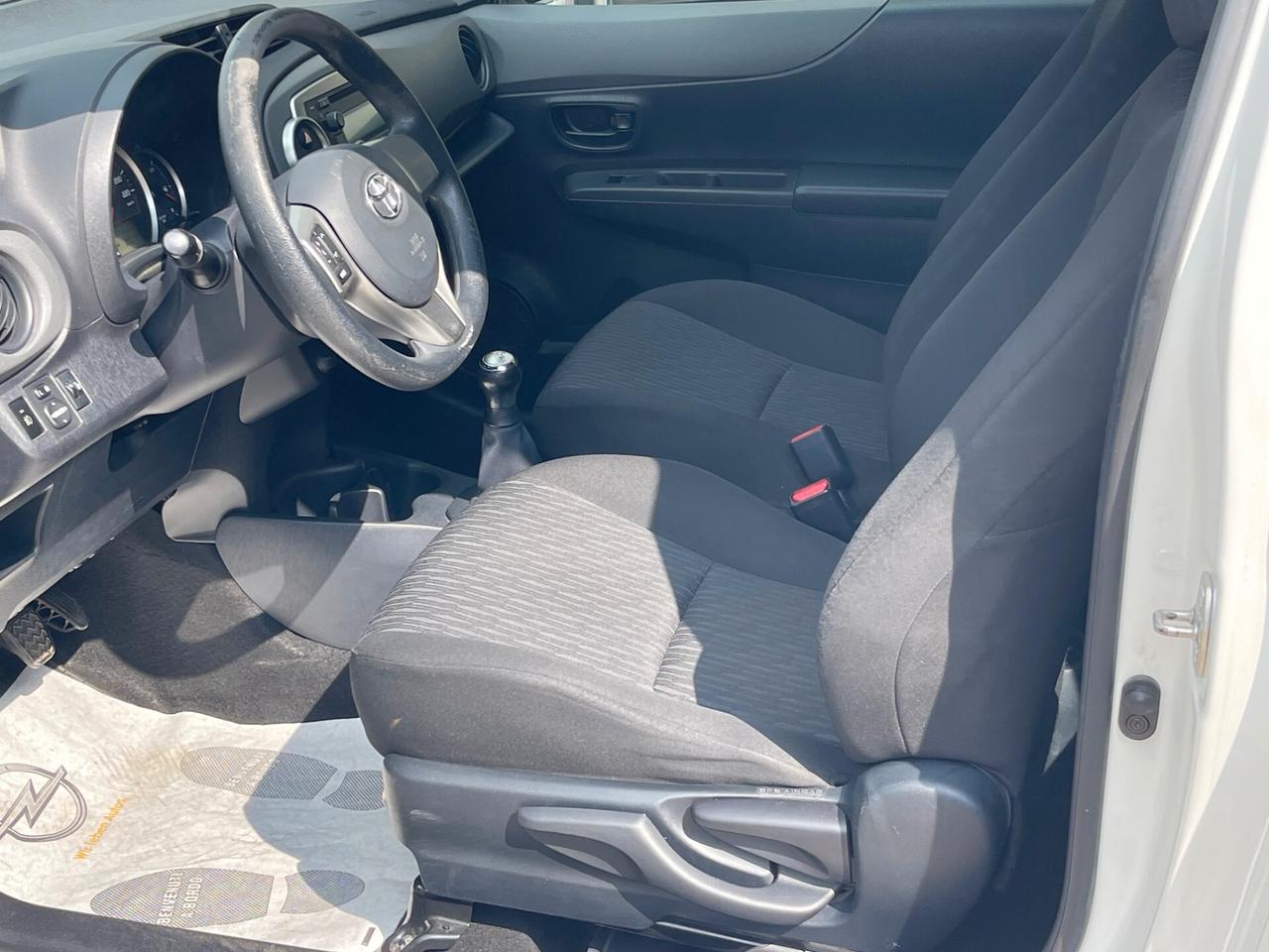 Toyota Yaris 1.0 Active 3p. OK Neop.