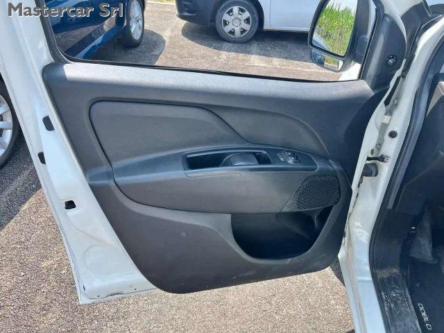 FIAT Doblo DOBLÒ SX 1.3 MULTIJET 16V 90CV - FB891ST