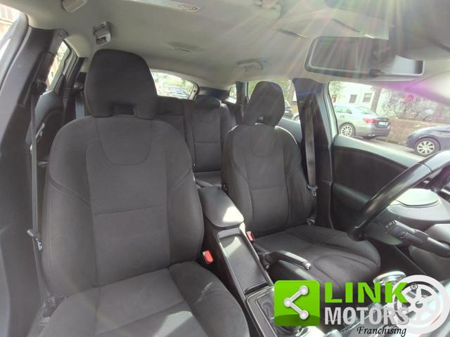 VOLVO V40 D2 1.6 Kinetic NEOPATENTATI