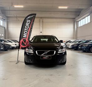 Volvo V50 2.0 D cat Kinetic NEOPATENTATI