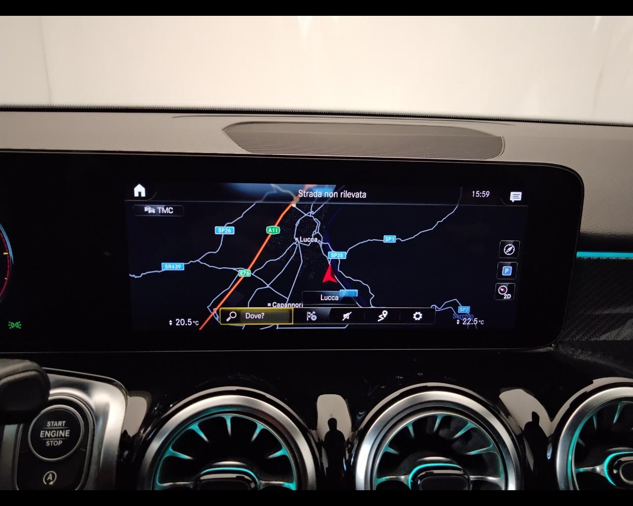 Mercedes-Benz GLB - X247 2019 - GLB 180 d Premium auto