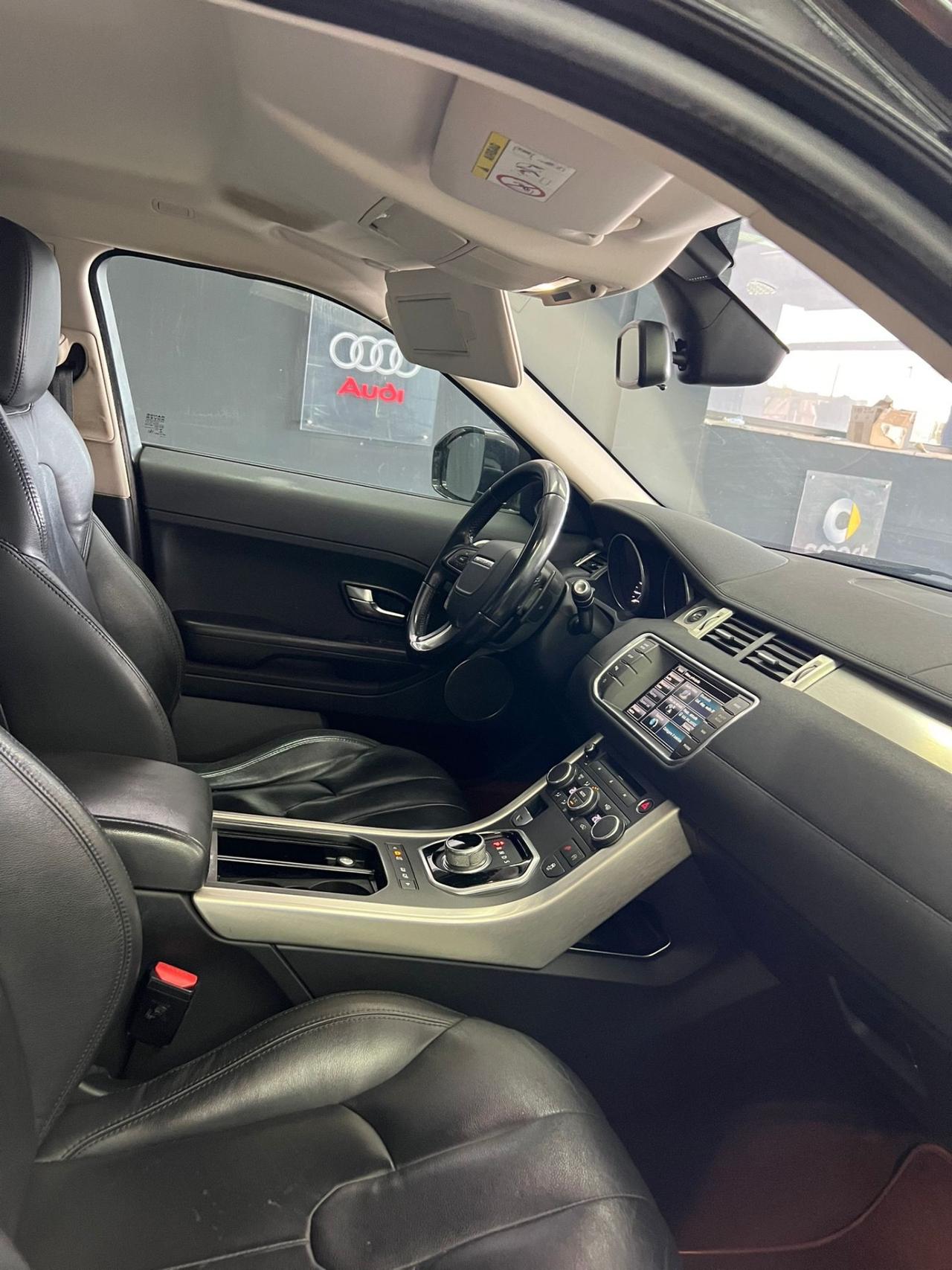 Land Rover Range Evoque 2.2 TD4 5p. Dynamic