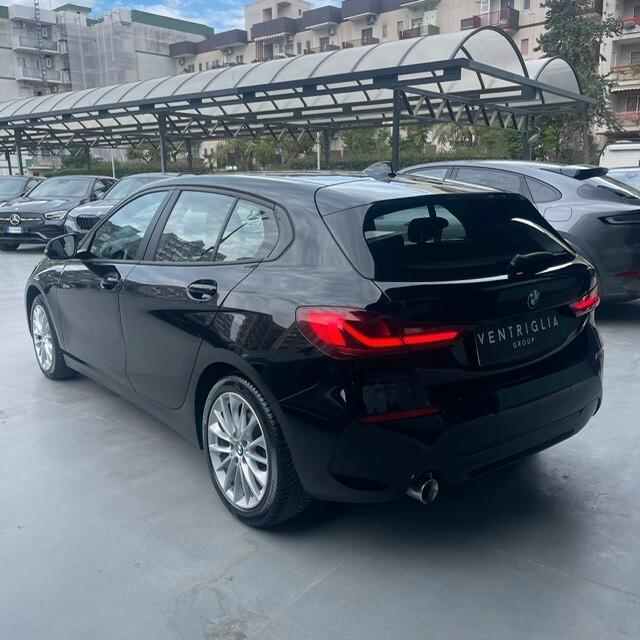 Bmw 116 116d 5p. Business Advantage