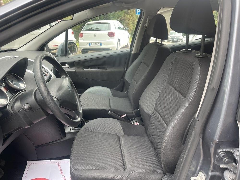 Peugeot 207 1.4 HDi 70CV FAP 5p. XS NEO PATENTATI