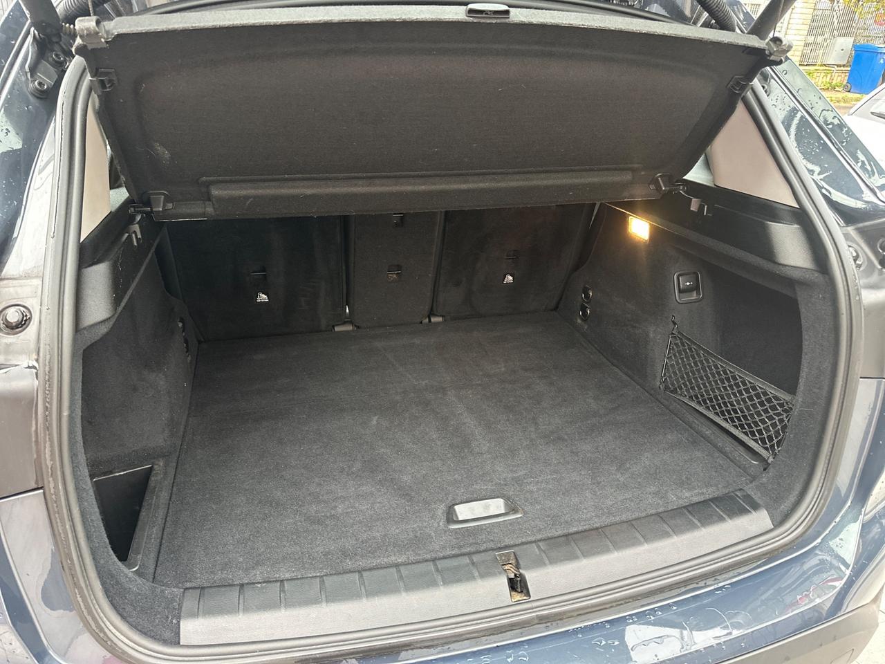 Bmw X1 sDrive18d Advantage-2017 LED/NAVI/PELLE