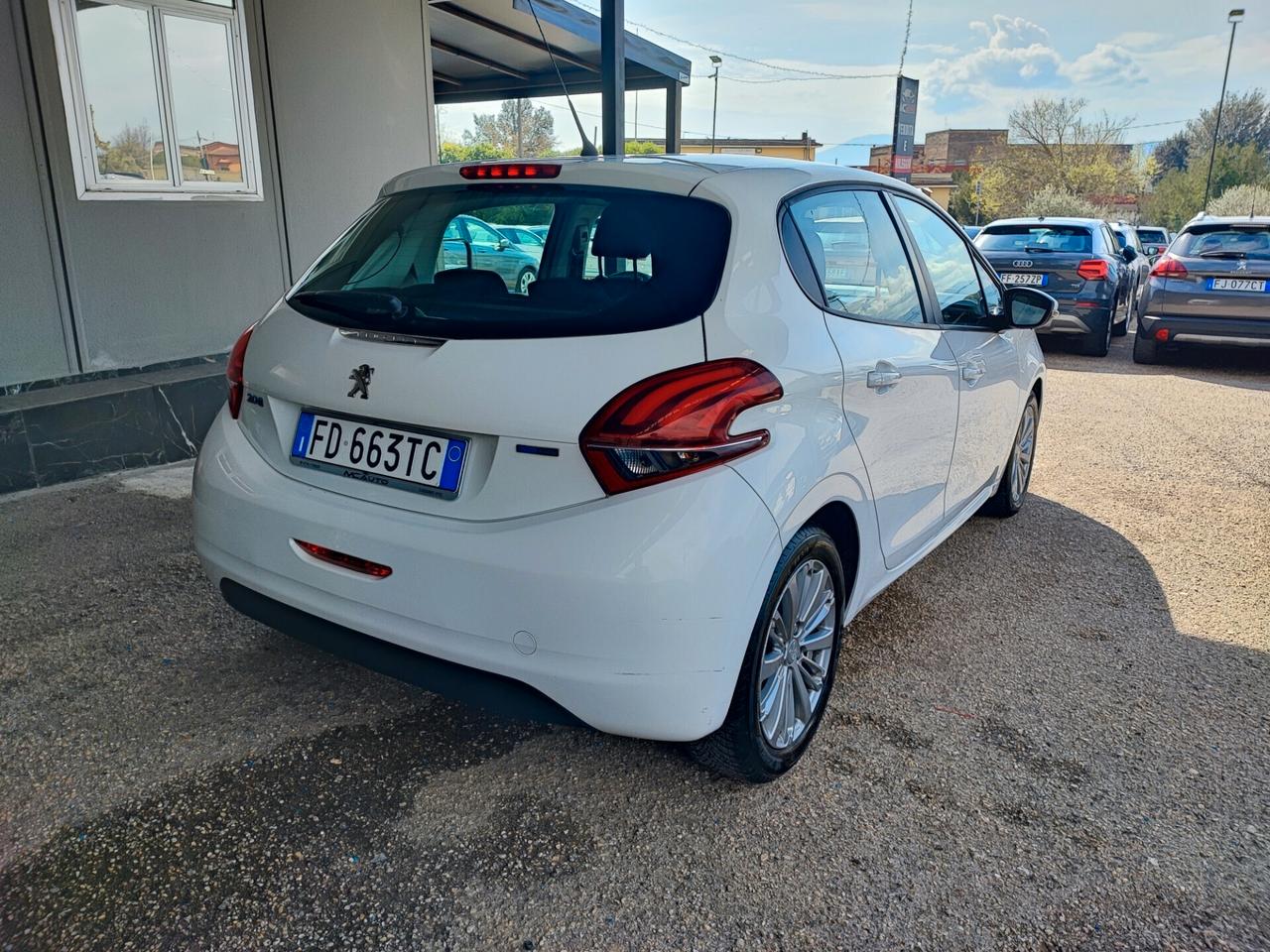 Peugeot 208 82 5 porte Allure