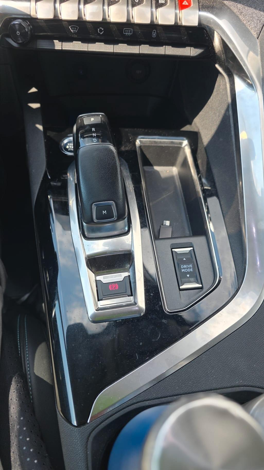 Peugeot 3008 BlueHDi 130 S&S Allure