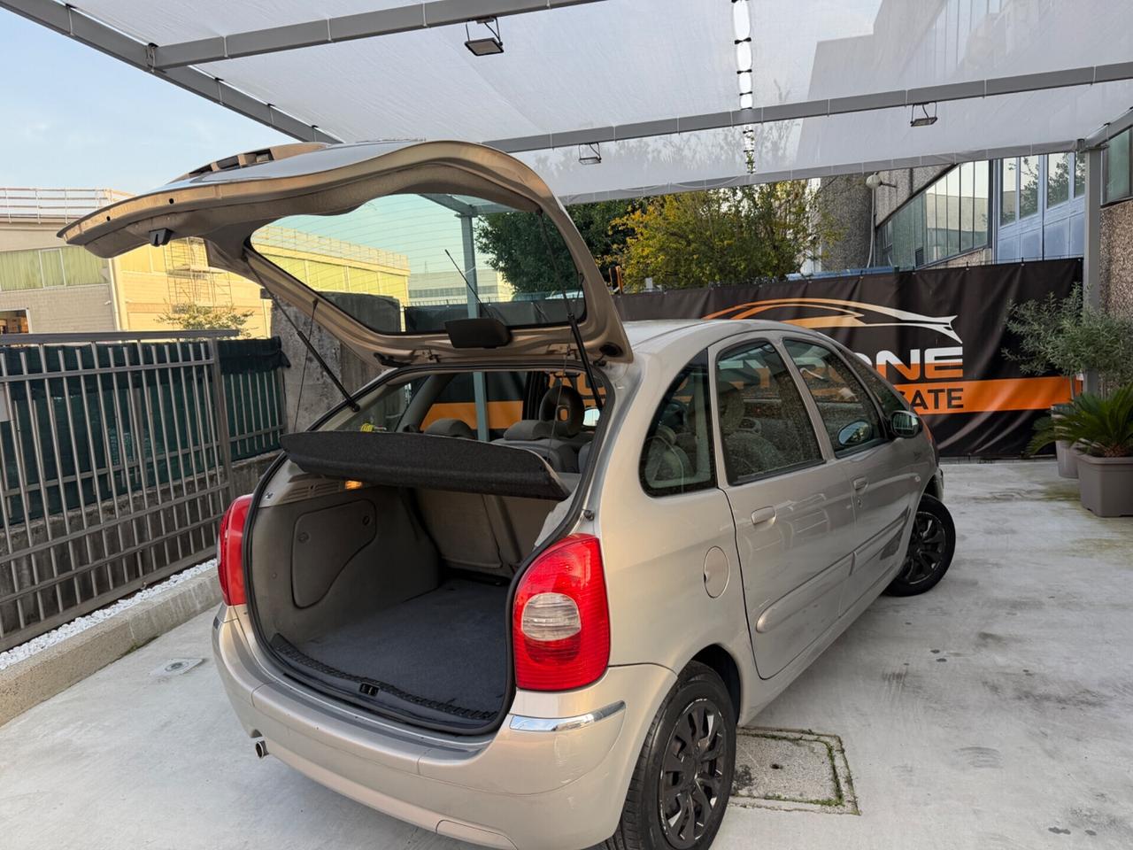 Citroen Xsara Picasso 1.6 benzina uni pro famigliare