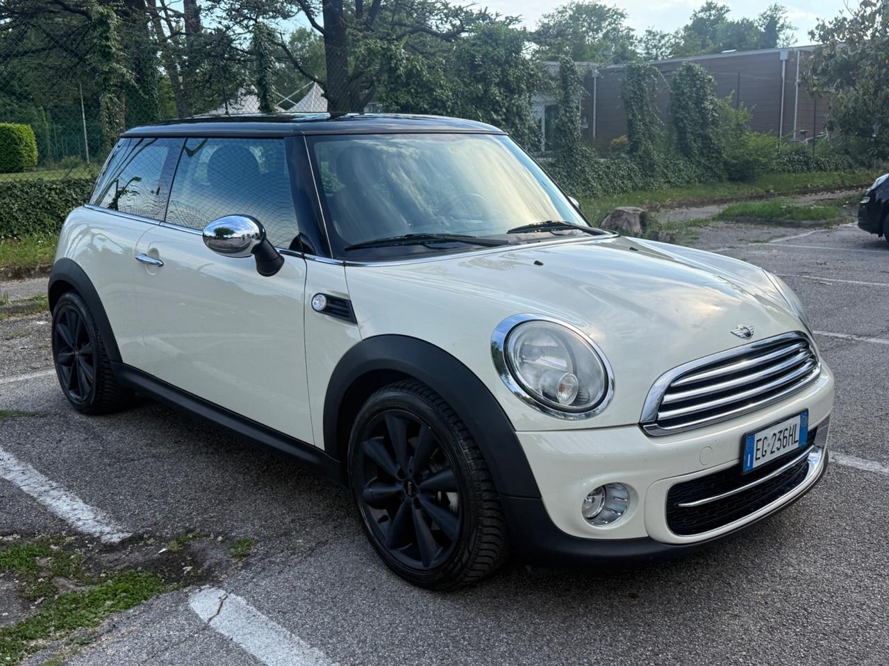 Mini 1.6 16V Cooper D unica proprietaria ok neopatentati